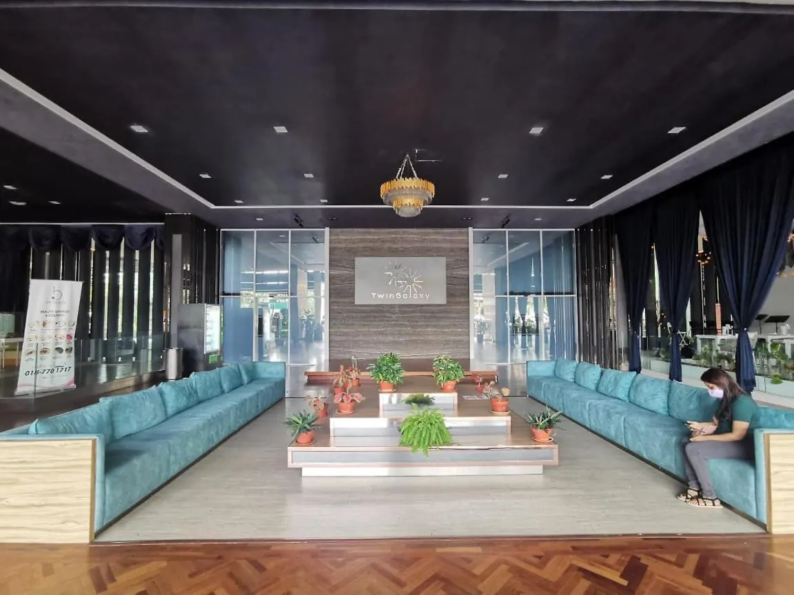 Twin Galaxy Studio 4Pax With Balcony Wifi Youtube Netflix Johor Bahru Malaysia